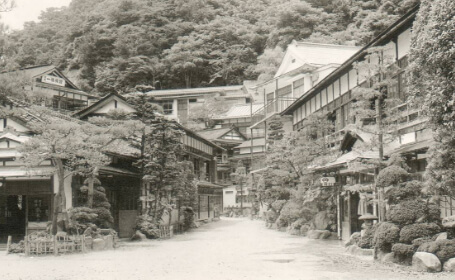 "famous hot spring of Ou" that has healed the wounds of countless people for nearly 600 years