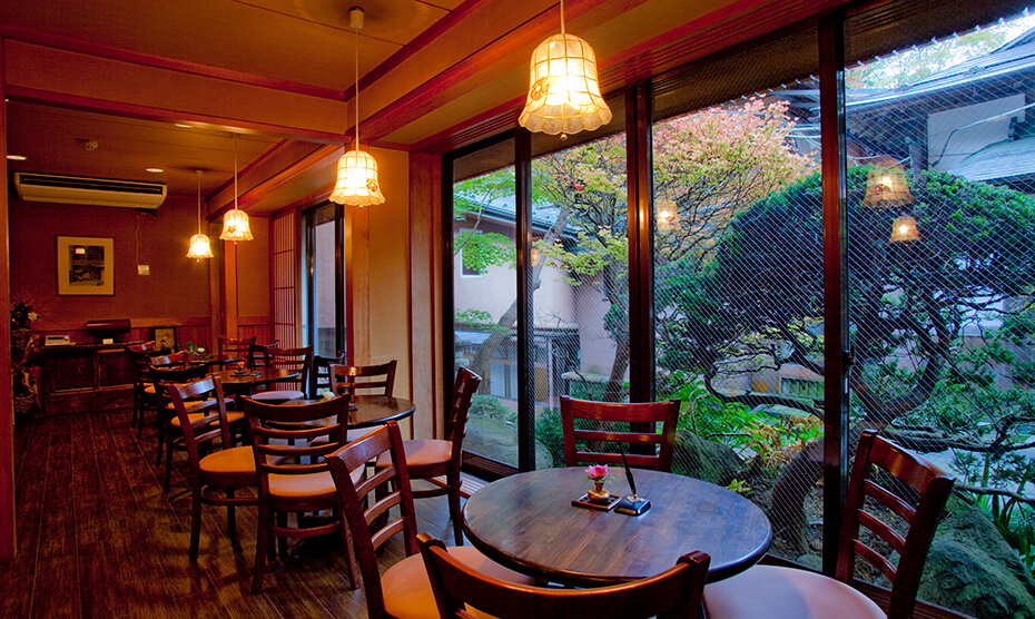 雰囲気のある落ち着いたBAR