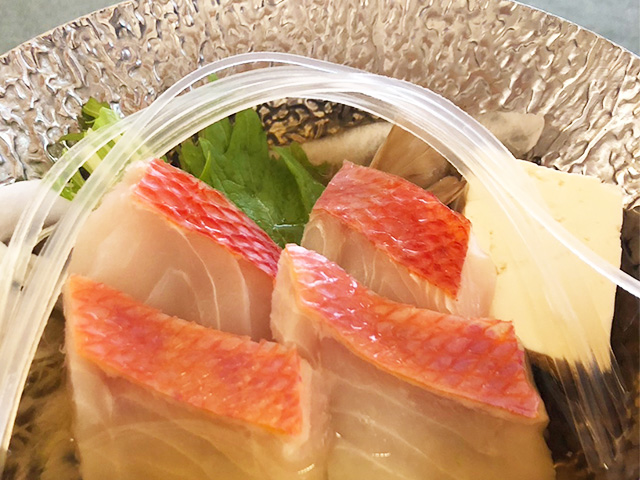 4月のコース料理　鍋物写真